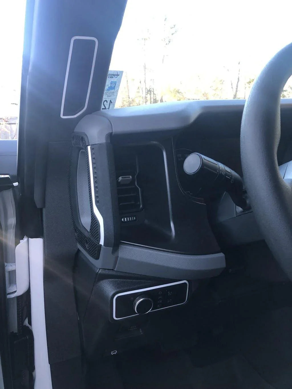 Defroster Vent Outline - 2021+ Bronco